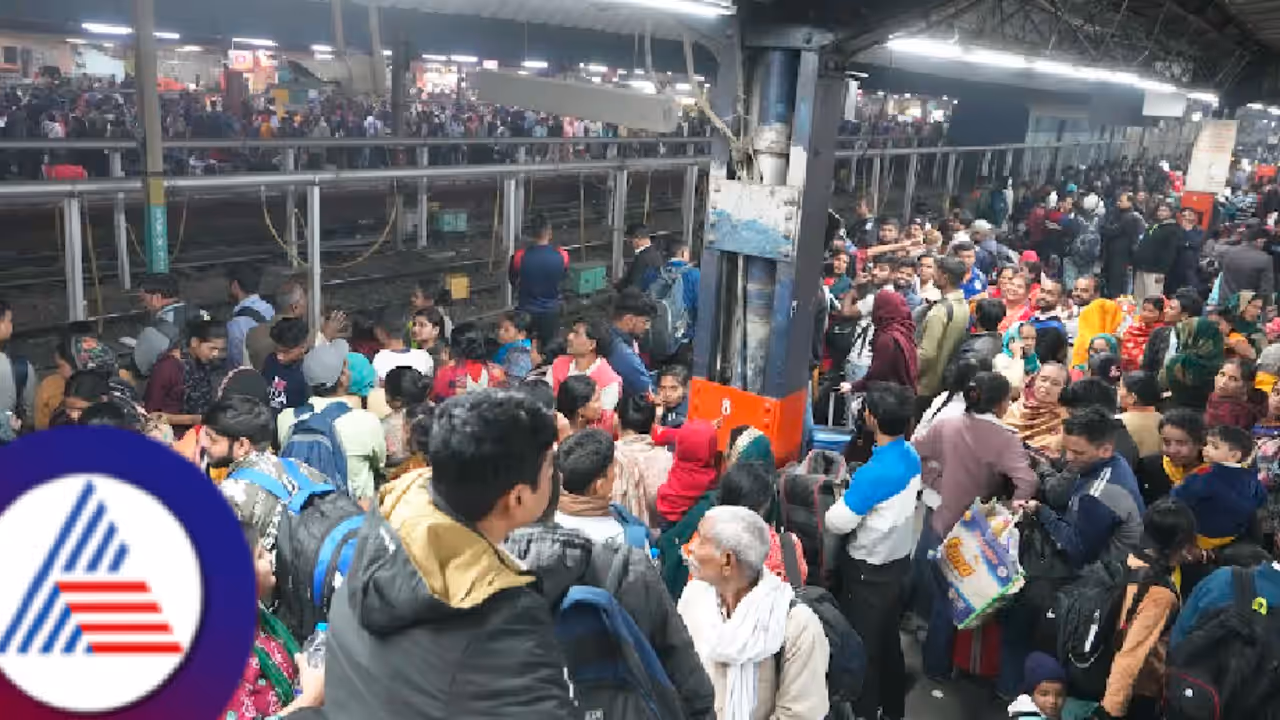 New Delhi railway station stampede: ದಿಲ್ಲಿ ರೈಲ್ವೆ ನಿಲ್ದಾಣದಲ್ಲಿ ಭಾರೀ ಕಾಲ್ತುಳಿತ; ಮಕ್ಕಳು ಸೇರಿ 15 ಕುಂಭ ಭಕ್ತರು ಬಲಿ!