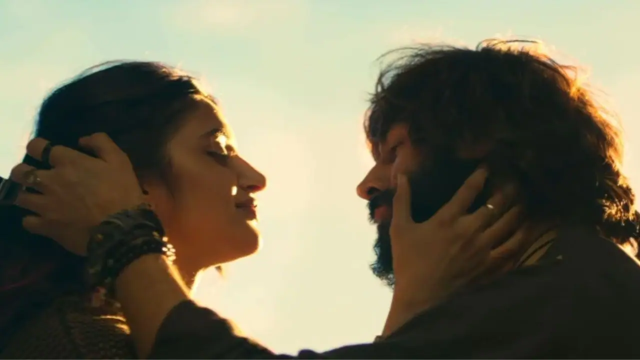 Kartik Aaryan, Sreeleela share INTENSE romantic scene from Anurag Basu's untitled drama [WATCH]