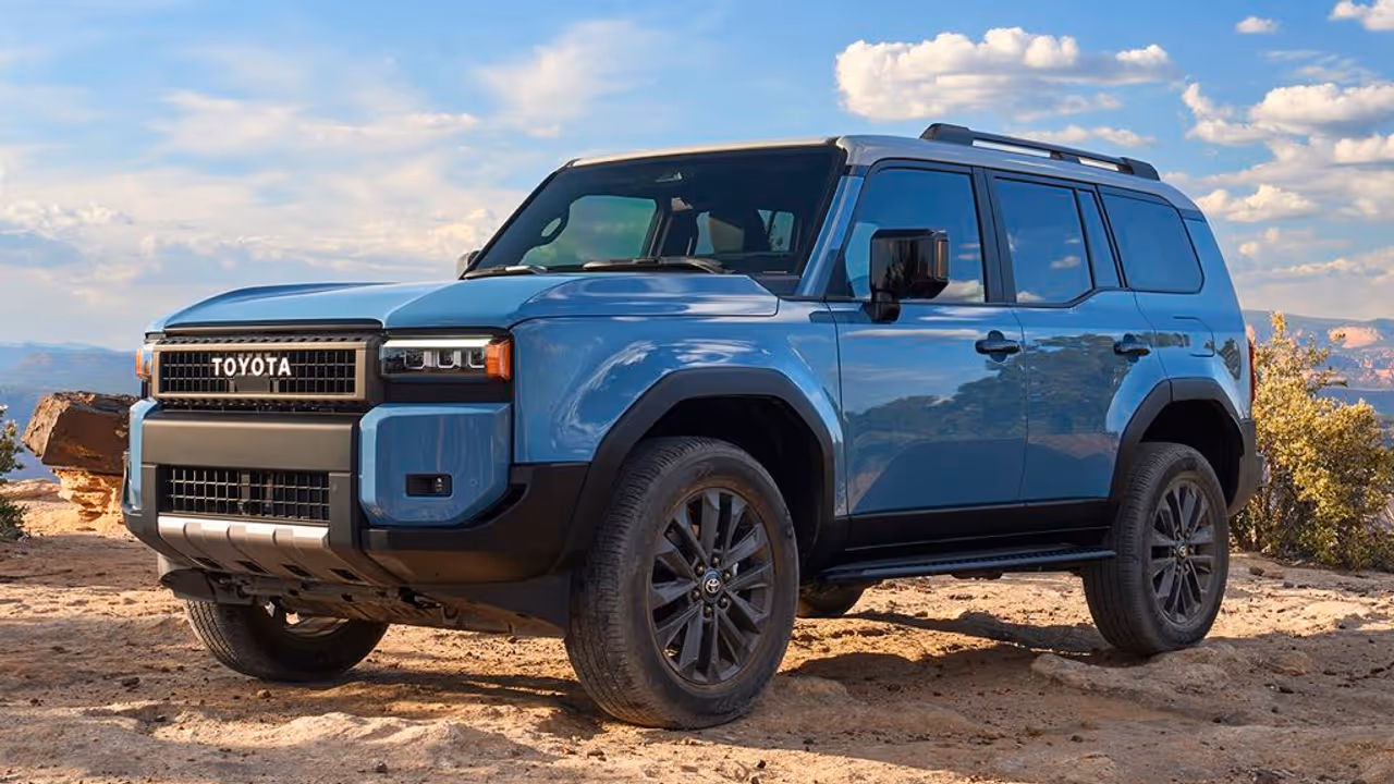 Toyota Land Cruiser Prado: ఇండియాలో ల్యాండ్ క్రూజర్ ప్రాడో ఎన్ని రూ.కోట్లో తెలుసా?