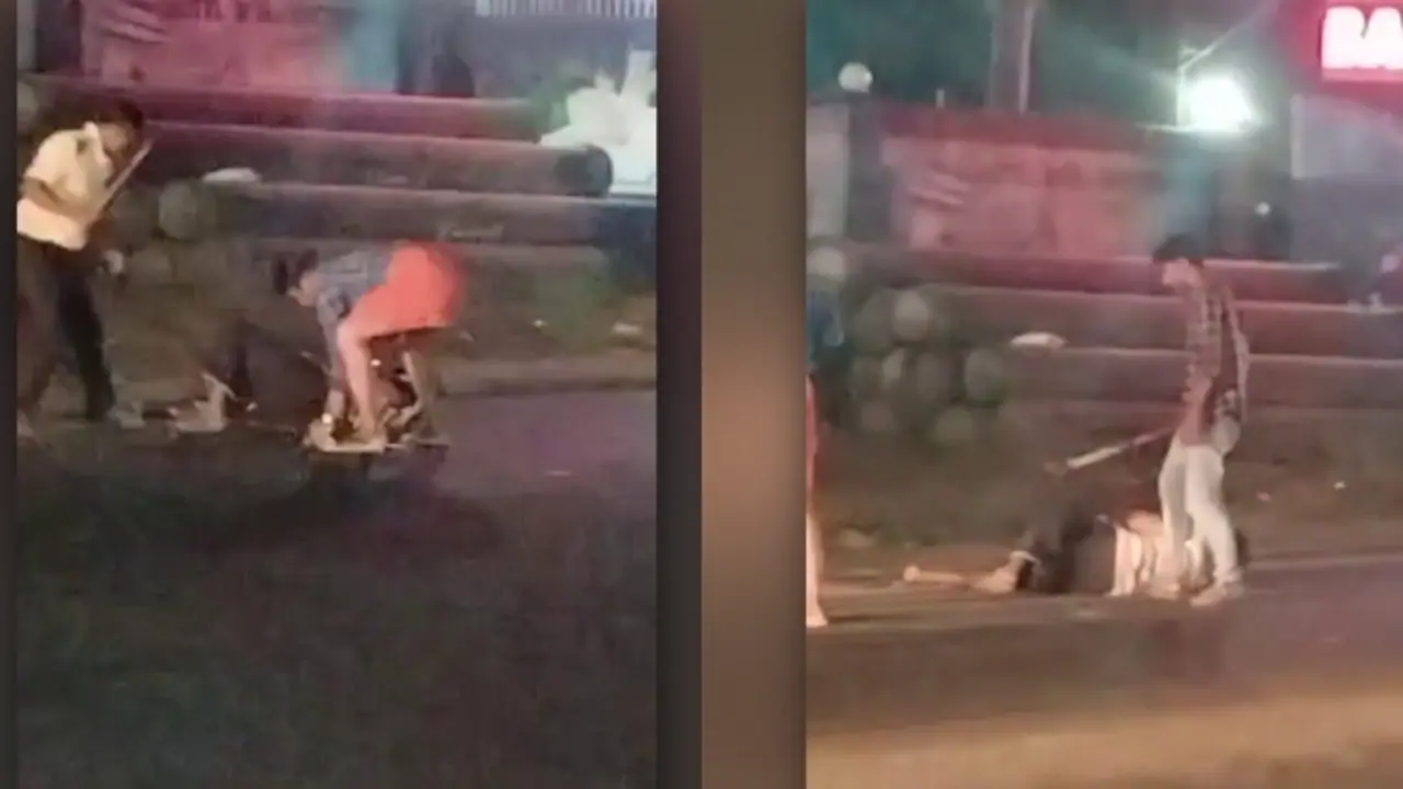 ബാറിന് മുന്നിൽ വച്ച് യുവാവിന് നേരെ ആക്രമണം, ഹോക്കി സ്റ്റിക്ക് ഉപയോഗിച്ച് തല അടിച്ചുതകർത്തു, ദൃശ്യങ്ങൾ പുറത്ത് ബാറിന് മുന്നിൽ വച്ച് യുവാവിന് നേരെ ആക്രമണം, ഹോക്കി സ്റ്റിക്ക് ഉപയോഗിച്ച് തല അടിച്ചുതകർത്തു, ദൃശ്യങ്ങൾ പുറത്ത്