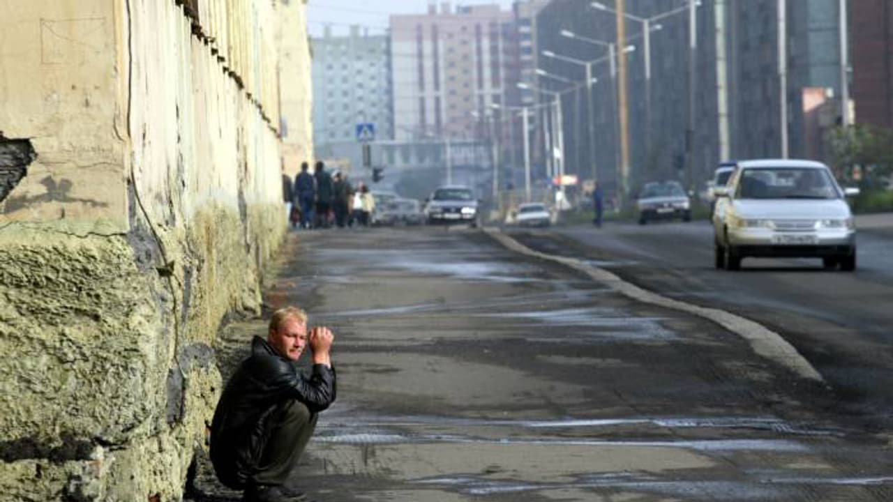 വിനോദസഞ്ചാരികൾക്ക് പോലും പ്രവേശനമില്ല; ലോകത്തിലെ ഏറ്റവും തണുപ്പുള്ള, ഇരുണ്ട, മലിനമായ നഗരങ്ങളിലൊന്ന് വിനോദസഞ്ചാരികൾക്ക് പോലും പ്രവേശനമില്ല; ലോകത്തിലെ ഏറ്റവും തണുപ്പുള്ള, ഇരുണ്ട, മലിനമായ നഗരങ്ങളിലൊന്ന്