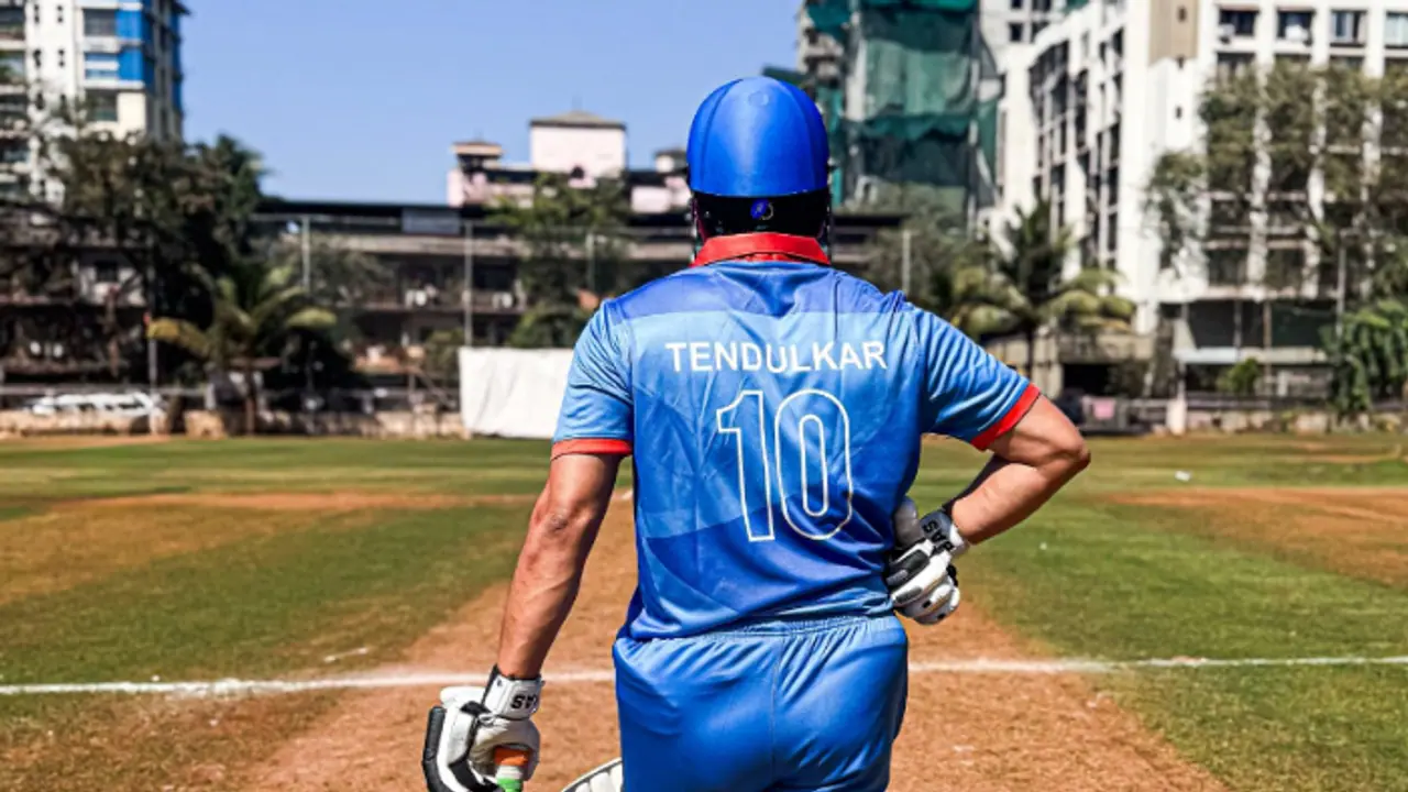 ‘I’am ready, are you?: Sachin Tendulkar excites fans with his iconic pose ahead of the IML T20 2025