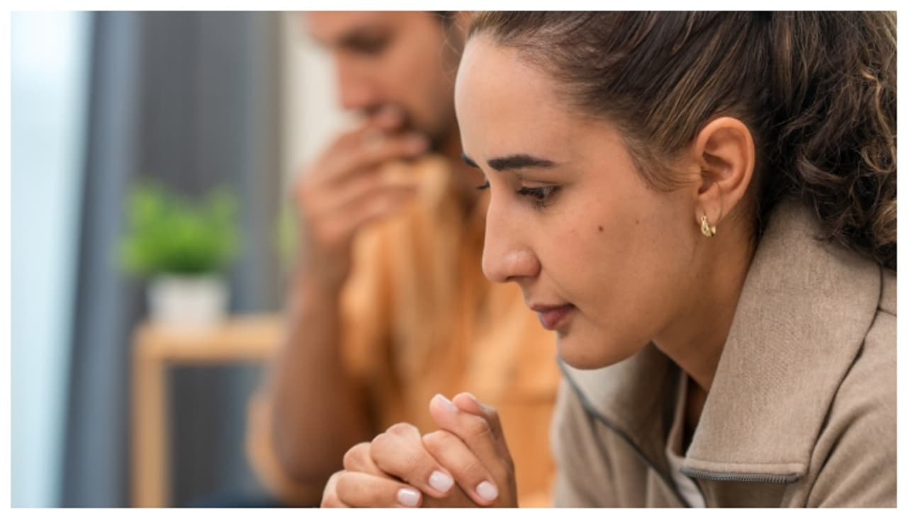 ഭാര്യ രണ്ടാമത്തെ മകന് സ്വന്തം കുടുംബപ്പേര് നല്കി, വിവാഹമോചനം നേടി ഭര്ത്താവ് ഭാര്യ രണ്ടാമത്തെ മകന് സ്വന്തം കുടുംബപ്പേര് നല്കി, വിവാഹമോചനം നേടി ഭര്ത്താവ്