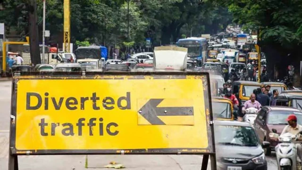 traffic diversion lucknow budget session 2025 vidhan sabha route changes