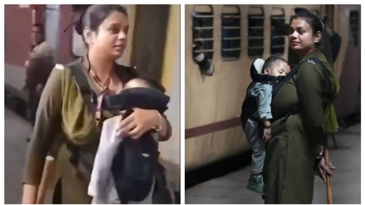 റെയിൽവേ സ്റ്റേഷനിലെ തിരക്ക് നിയന്ത്രിക്കാന് കൈക്കുഞ്ഞിനെ നേഞ്ചോട് ചേര്ത്ത് ആർപിഎഫ് ഉദ്യോഗസ്ഥയായ അമ്മ; വീഡിയോ റെയിൽവേ സ്റ്റേഷനിലെ തിരക്ക് നിയന്ത്രിക്കാന് കൈക്കുഞ്ഞിനെ നേഞ്ചോട് ചേര്ത്ത് ആർപിഎഫ് ഉദ്യോഗസ്ഥയായ അമ്മ; വീഡിയോ