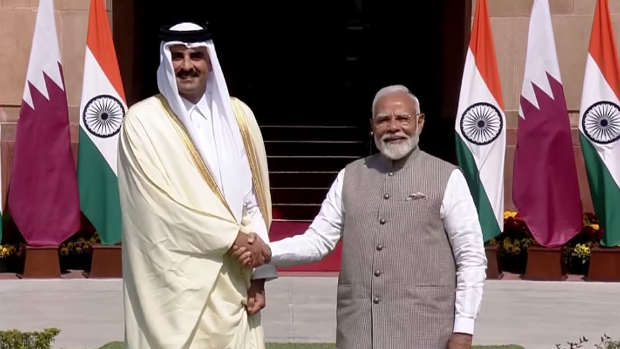 ഖത്തർ അമീറിൻറെ സന്ദർശനം ഇന്ത്യക്ക് വൻ നേട്ടം; രാജ്യത്തേക്ക് കോടികളുടെ നിക്ഷേപമെത്തും; വിശദീകരിച്ച് കേന്ദ്രം ഖത്തർ അമീറിൻറെ സന്ദർശനം ഇന്ത്യക്ക് വൻ നേട്ടം; രാജ്യത്തേക്ക് കോടികളുടെ നിക്ഷേപമെത്തും; വിശദീകരിച്ച് കേന്ദ്രം