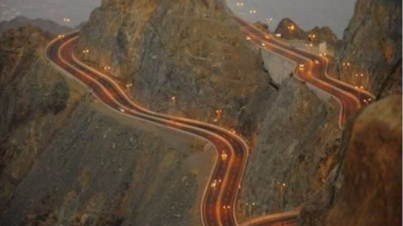 തായിഫിലെ അൽ ഹദാ റോഡ് വ്യാഴാഴ്ച തുറക്കും തായിഫിലെ അൽ ഹദാ റോഡ് വ്യാഴാഴ്ച തുറക്കും