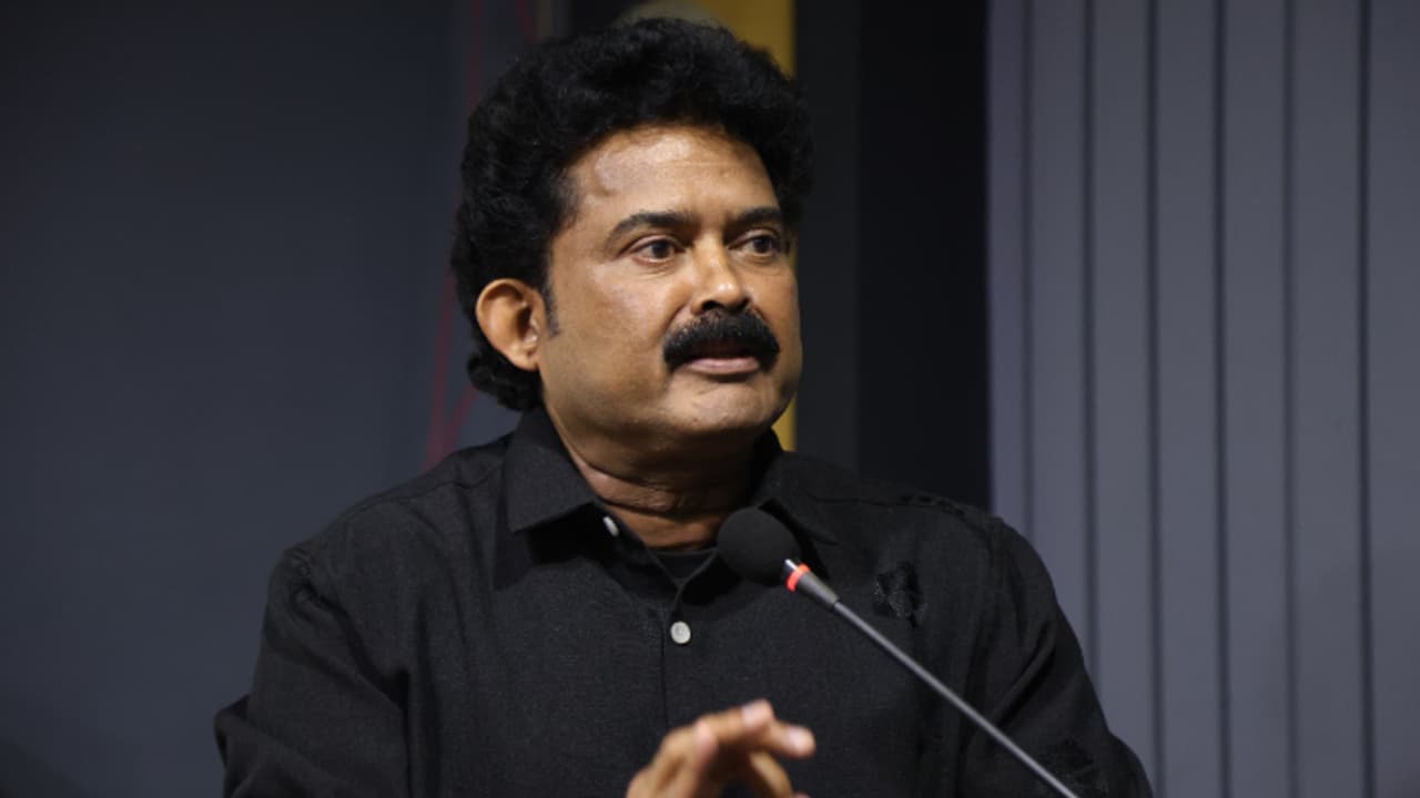 ഗ്ലോബല്‍ മലയാളം സിനിമയുടെ രണ്ട് ചിത്രങ്ങള്‍ വരുന്നു