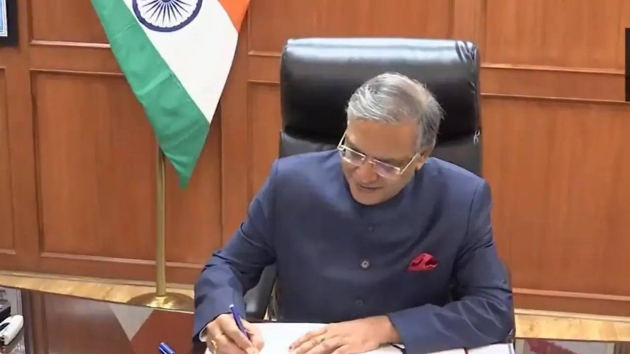 Gyanesh Kumar takes charge as Chief Election Commissioner, says 'voting first step for nation building' |WATCH