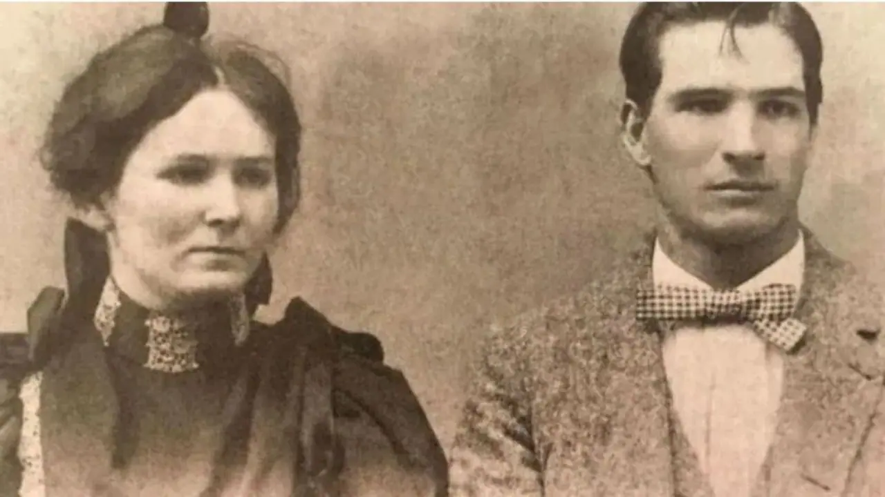 ʻʻನನ್ನ ಕೊಲೆಯಾಗಿದೆ, ನ್ಯಾಯ ಕೊಡಿಸುʼʼ ಅಮ್ಮನ ಬಳಿ ಆತ್ಮ ಹೇಳ್ತು ಭಯಾನಕ ಸತ್ಯ! ʻʻನನ್ನ ಕೊಲೆಯಾಗಿದೆ, ನ್ಯಾಯ ಕೊಡಿಸುʼʼ ಅಮ್ಮನ ಬಳಿ ಆತ್ಮ ಹೇಳ್ತು ಭಯಾನಕ ಸತ್ಯ!