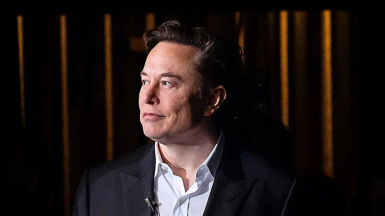 Elon Musk's 'justify your job' ultimatum to federal employees meets FBI resistance
