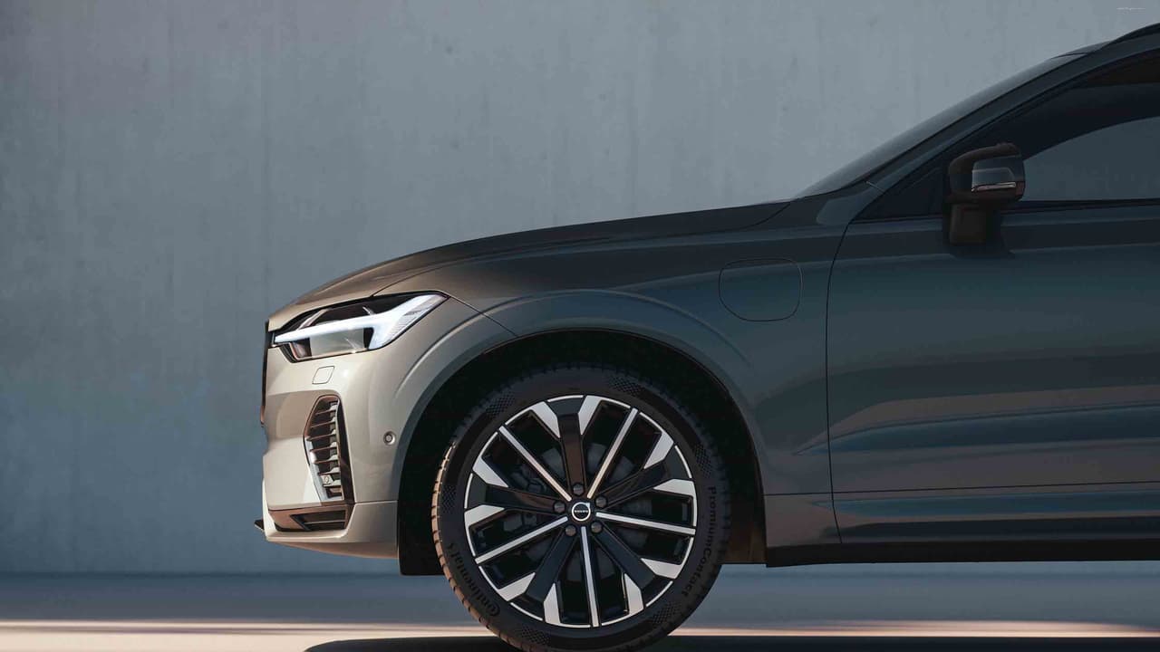 அட்டகாசமான அப்டேட்களுடன் இந்தியாவில் அறிமுகமாகும் 2026 வோல்வோ XC60? அட்டகாசமான அப்டேட்களுடன் இந்தியாவில் அறிமுகமாகும் 2026 வோல்வோ XC60?