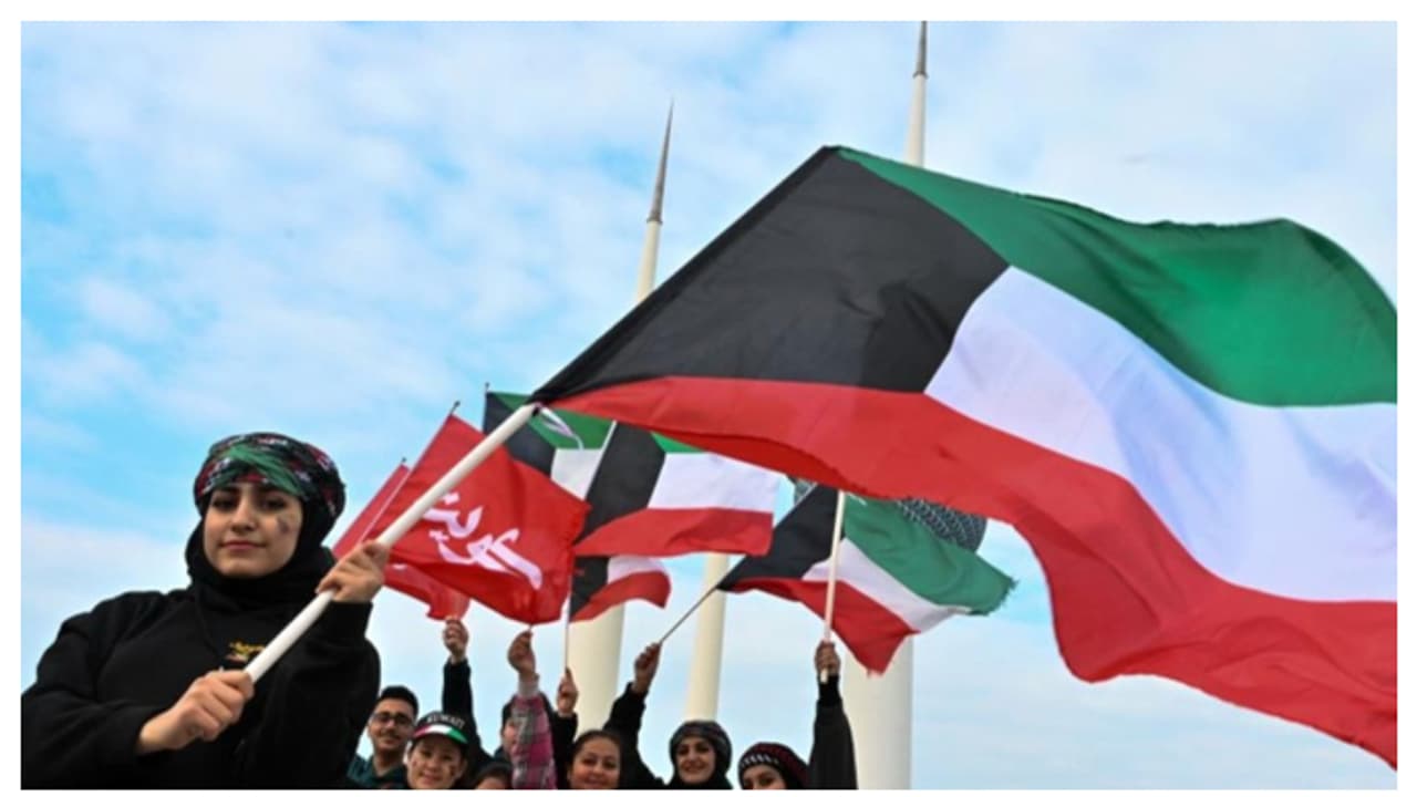 ദേശീയ ദിനാഘോഷങ്ങൾക്കായി സുരക്ഷ വർധിപ്പിച്ച് കുവൈത്ത്; 23 സുരക്ഷാ ചെക്ക്‌ പോസ്റ്റുകൾ സ്ഥാപിക്കും