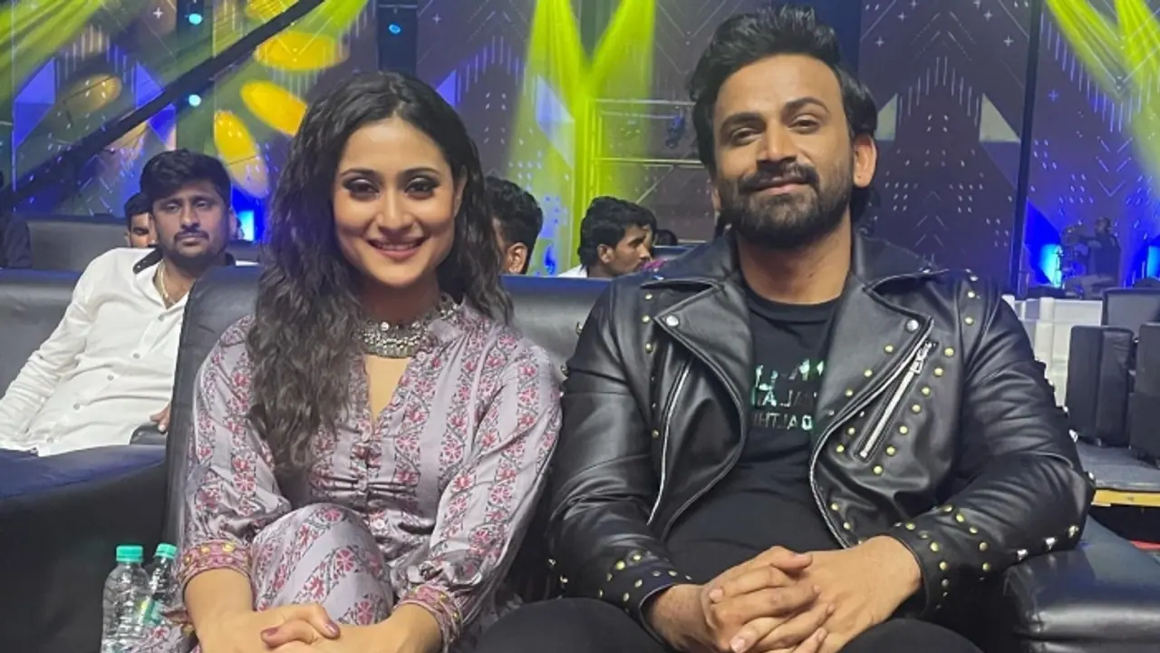 ʼಡಾಲಿ ಧನಂಜಯ ಅಂದ್ರೆ ನಂಗಿಷ್ಟʼ ಅಮೃತಾ ಅಯ್ಯಂಗಾರ್‌ ಹಳೇ ವಿಡಿಯೋ ವೈರಲ್‌; ಸತ್ಯಾಸತ್ಯತೆ ಬೇರೆಯೇ ಇದೆ! 