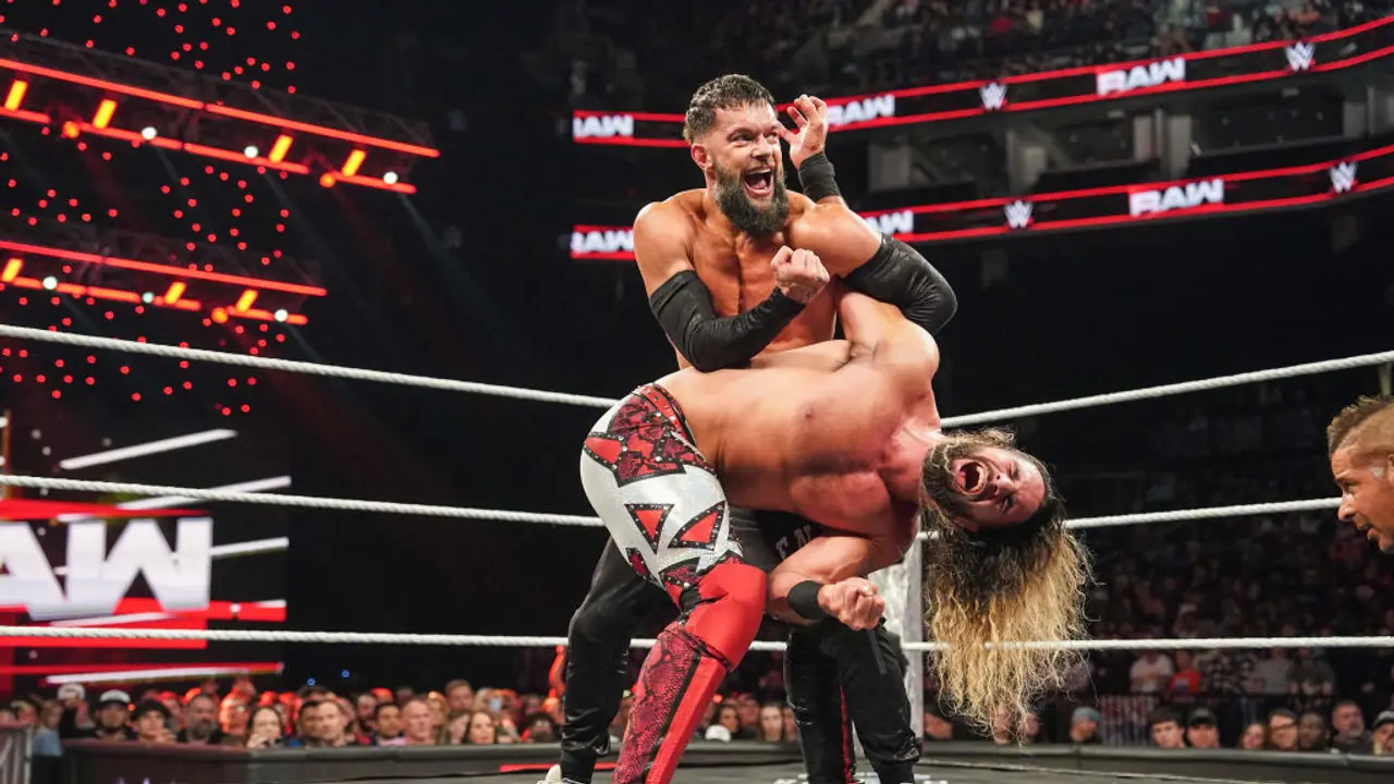 WWE: 5 Top Finishing Moves That Were Created By Accident