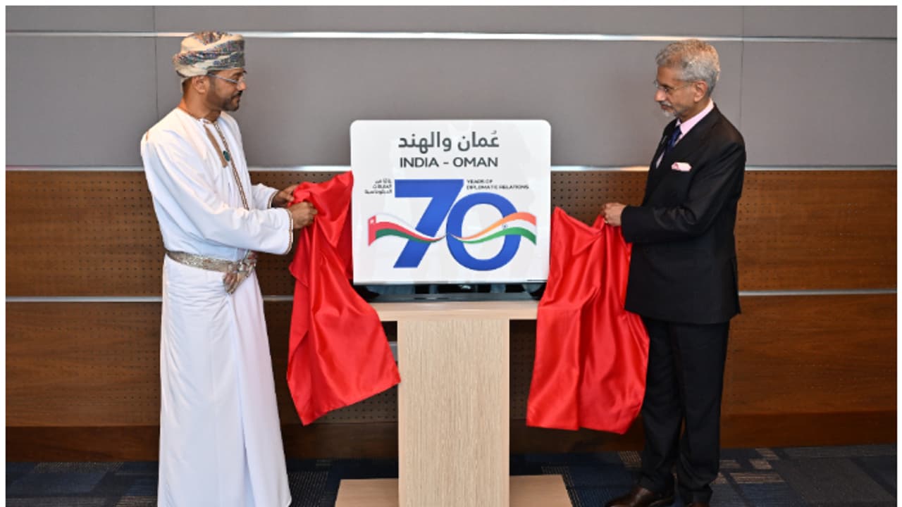 ഇന്ത്യയും ഒമാനും തമ്മിലുള്ള നയതന്ത്ര ബന്ധങ്ങൾക്ക് വയസ് 70; ആഘോഷ പരിപാടികൾക്ക് തുടക്കം ഇന്ത്യയും ഒമാനും തമ്മിലുള്ള നയതന്ത്ര ബന്ധങ്ങൾക്ക് വയസ് 70; ആഘോഷ പരിപാടികൾക്ക് തുടക്കം