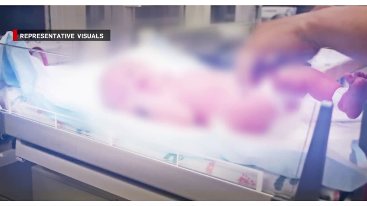 'എത്തിച്ചപ്പോള് ശ്വാസമെടുക്കാൻ പോലും ബുദ്ധിമുട്ടായിരുന്നു'; കുഞ്ഞിന്റെ ആരോഗ്യം മെച്ചപ്പെട്ടെന്ന് ഡോക്ടര് 'എത്തിച്ചപ്പോള് ശ്വാസമെടുക്കാൻ പോലും ബുദ്ധിമുട്ടായിരുന്നു'; കുഞ്ഞിന്റെ ആരോഗ്യം മെച്ചപ്പെട്ടെന്ന് ഡോക്ടര്