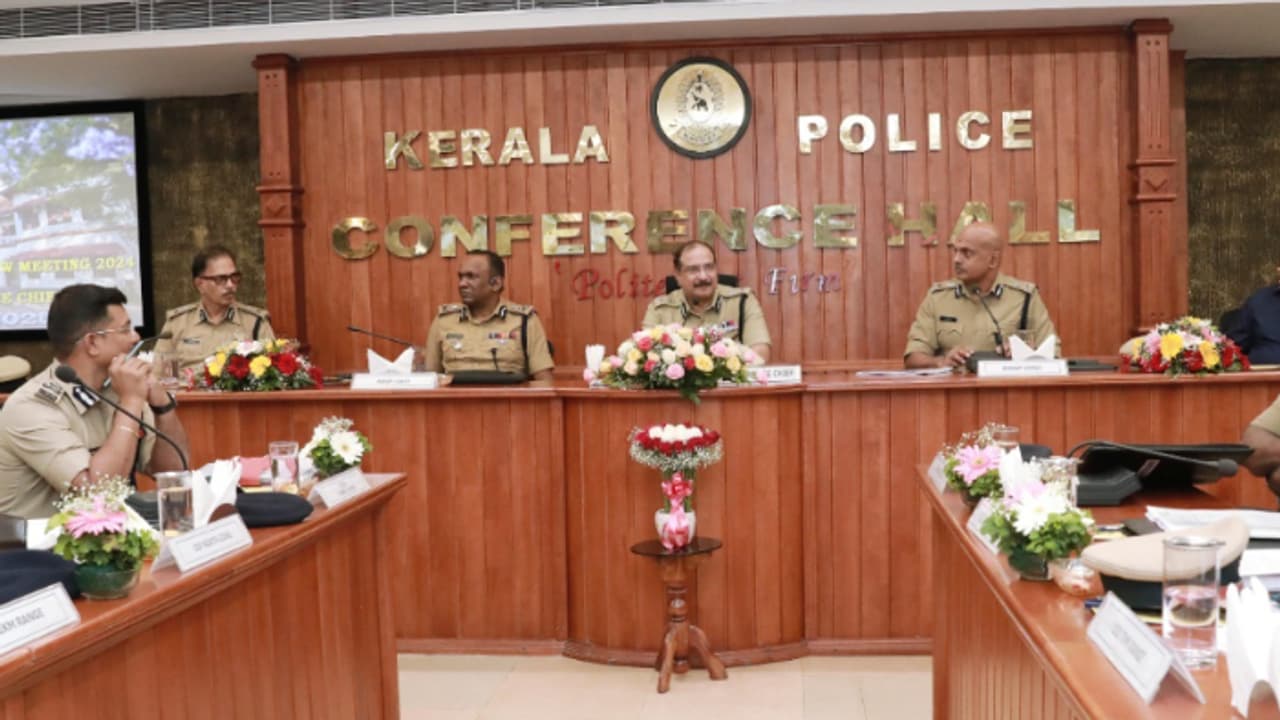 സ്കൂളുകൾ ലഹരിയുടെ കേന്ദ്രമാകാതിരിക്കാൻ ശ്രദ്ധ വേണം, സൈബര്‍ കുറ്റങ്ങളിൽ പഴുതടച്ച അന്വേഷണം വേണമെന്നും ഡിജിപി