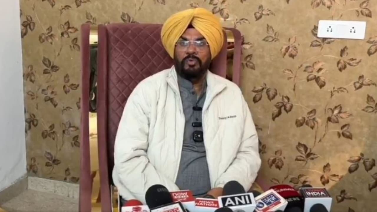 മന്ത്രി 20 മാസത്തോളം ഭരിച്ചത് ഇല്ലാത്ത വകുപ്പ്, പഞ്ചാബ് സർക്കാരിന്റെ പ്രതിസന്ധി വ്യക്തമെന്ന് ബിജെപി മന്ത്രി 20 മാസത്തോളം ഭരിച്ചത് ഇല്ലാത്ത വകുപ്പ്, പഞ്ചാബ് സർക്കാരിന്റെ പ്രതിസന്ധി വ്യക്തമെന്ന് ബിജെപി