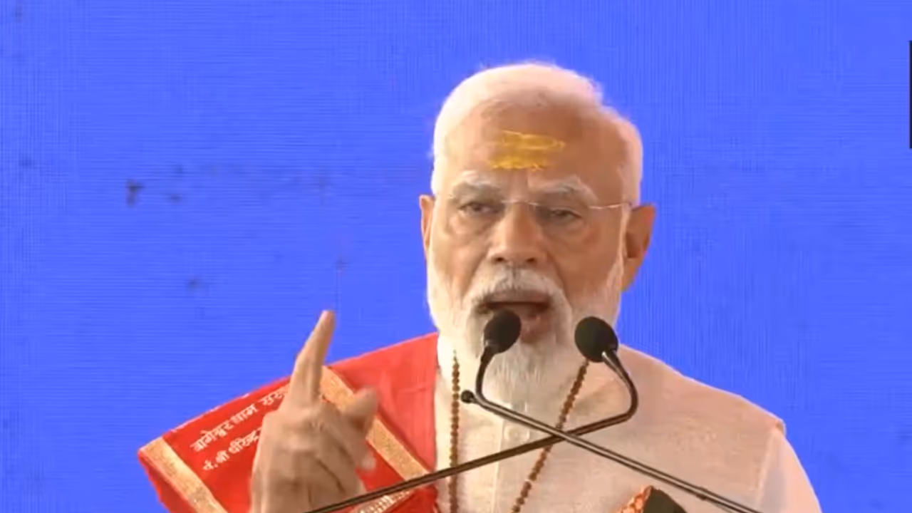 PM Modi slams Opposition over Maha Kumbh remarks: 'Those who hate Hindu faith...' (WATCH) PM Modi slams Opposition over Maha Kumbh remarks: 'Those who hate Hindu faith...' (WATCH)