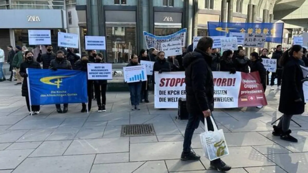 Chinese diaspora in Austria hold protest against ongoing religious persecution in China, demand global action Chinese diaspora in Austria hold protest against ongoing religious persecution in China, demand global action
