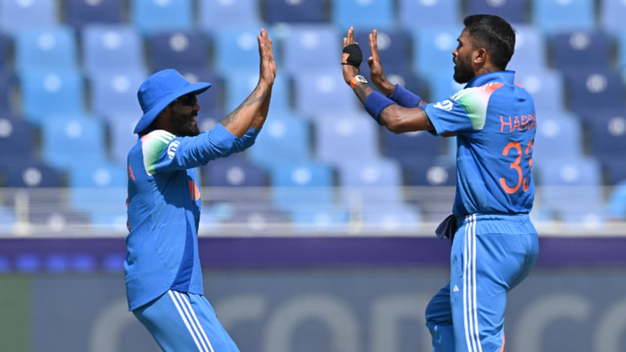 IND vs NZ சாம்பியன்ஸ் டிராபி: ஹர்திக் பாண்ட்யா விளையாடவில்லையா? பிளேயிங் லெவன் இதுதான்! IND vs NZ சாம்பியன்ஸ் டிராபி: ஹர்திக் பாண்ட்யா விளையாடவில்லையா? பிளேயிங் லெவன் இதுதான்!