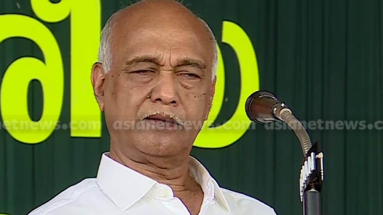 'പാട്ടപ്പിരിവ്' സംഘങ്ങളുടെ സമരമെന്ന് വിമർശിച്ച് എളമരം കരീം; 'ആശമാർക്ക് ആനുകൂല്യം നൽകേണ്ടത് കേന്ദ്ര സർക്കാർ' 'പാട്ടപ്പിരിവ്' സംഘങ്ങളുടെ സമരമെന്ന് വിമർശിച്ച് എളമരം കരീം; 'ആശമാർക്ക് ആനുകൂല്യം നൽകേണ്ടത് കേന്ദ്ര സർക്കാർ'