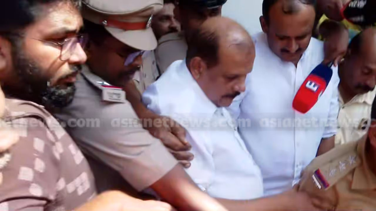 പിസി ജോർജ്ജിന്റെ ജാമ്യം ലഭിക്കുമോ? കോടതി ഇന്ന് വിധി പറയും പിസി ജോർജ്ജിന്റെ ജാമ്യം ലഭിക്കുമോ? കോടതി ഇന്ന് വിധി പറയും