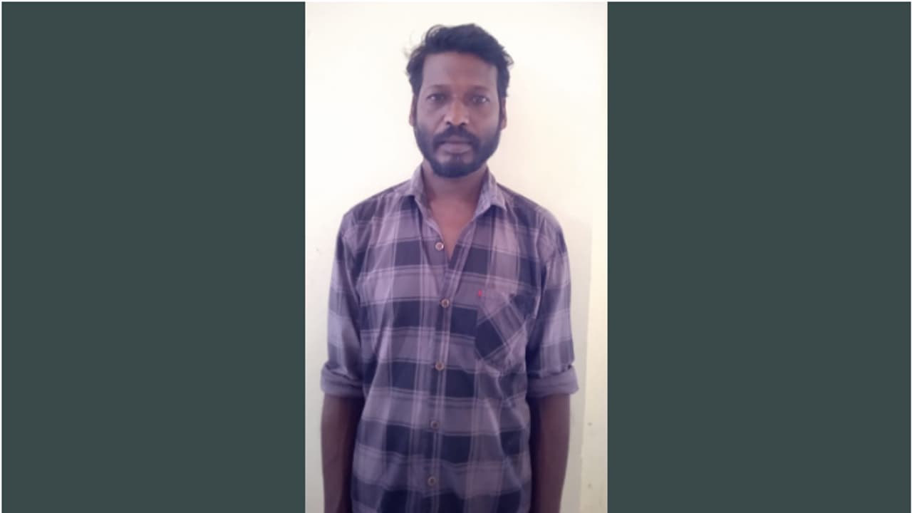 വീട്ടില് കയറി പെണ്കുട്ടിയെ പീഡിപ്പിക്കാന് ശ്രമിച്ചു; അയല്വാസിക്ക് 8 വര്ഷം തടവും പിഴയും വീട്ടില് കയറി പെണ്കുട്ടിയെ പീഡിപ്പിക്കാന് ശ്രമിച്ചു; അയല്വാസിക്ക് 8 വര്ഷം തടവും പിഴയും