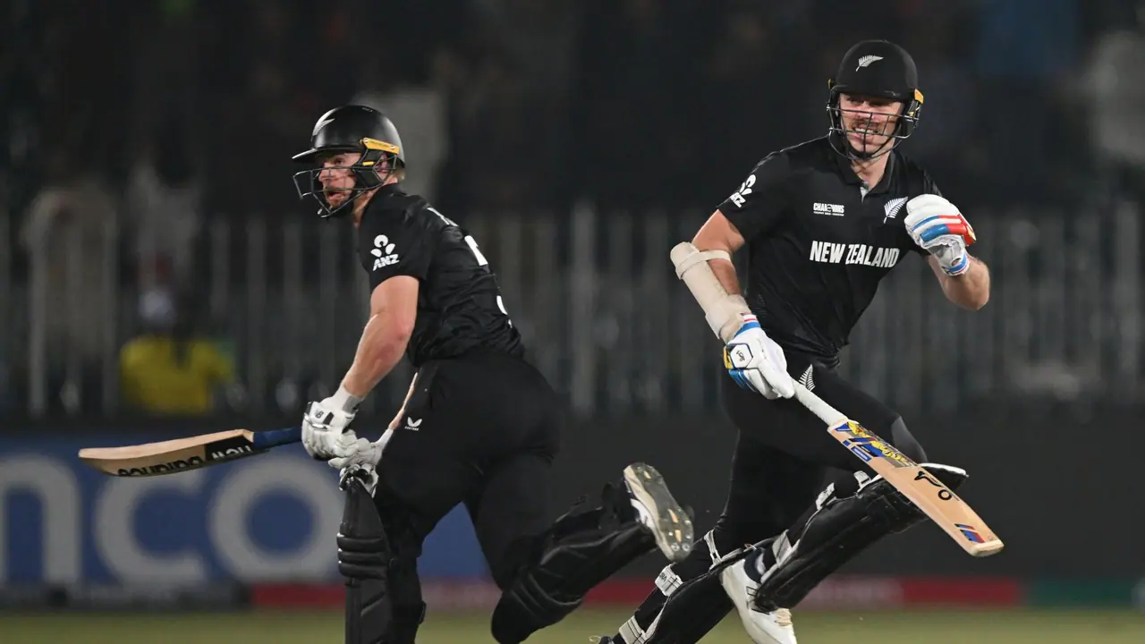 வங்கதேசத்தை நசுக்கிய நியூசிலாந்து! இந்தியாவும் அரையிறுதிக்குத் தகுதி! பாகிஸ்தான் அவுட்! வங்கதேசத்தை நசுக்கிய நியூசிலாந்து! இந்தியாவும் அரையிறுதிக்குத் தகுதி! பாகிஸ்தான் அவுட்!