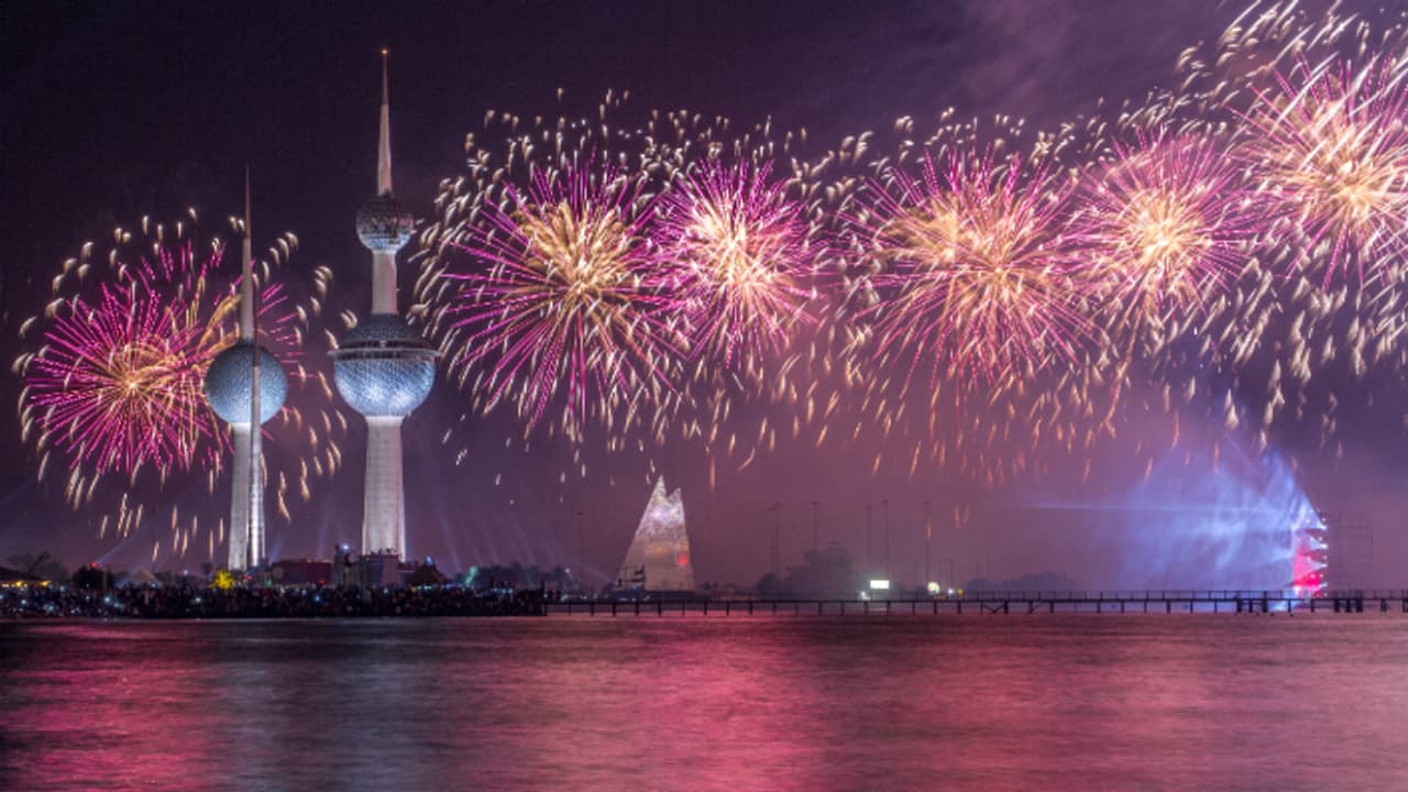 ആഘോഷത്തിലാറാടി കുവൈത്ത്, അന്നം തരുന്ന നാടിന്റെ സന്തോഷത്തിൽ പങ്കുചേർന്ന് പ്രവാസികളും 