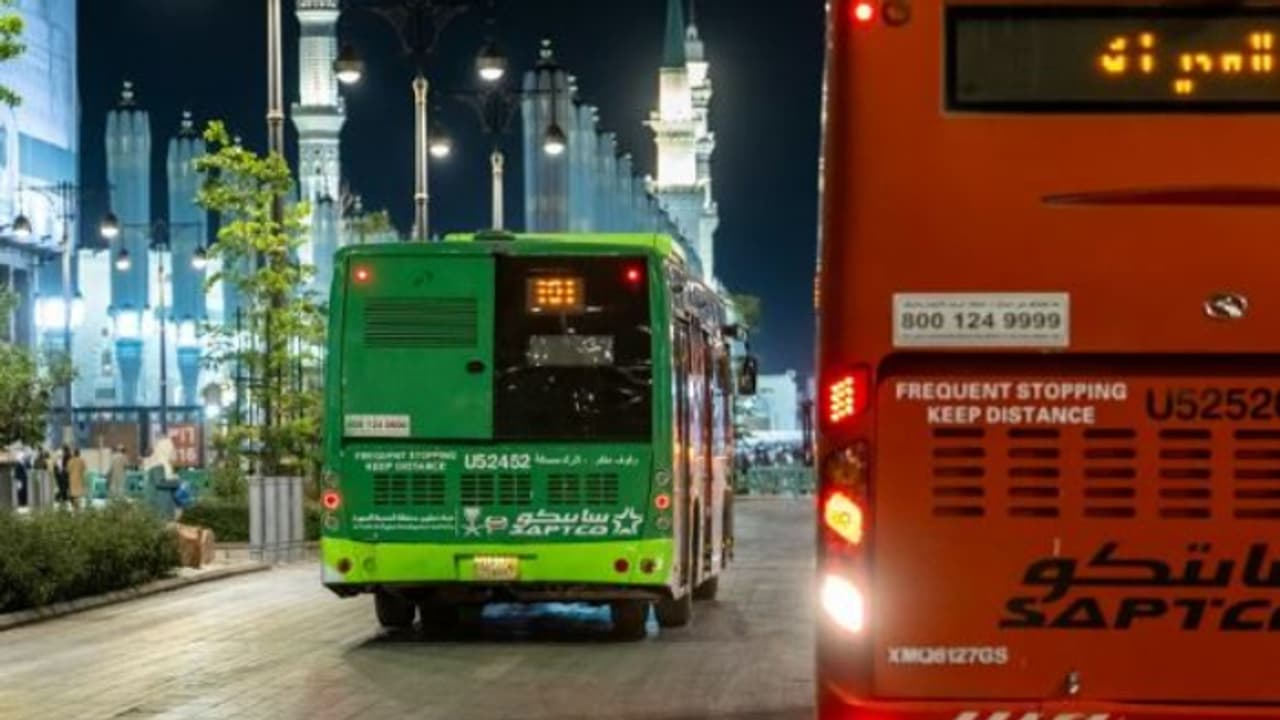 തീർത്ഥാടകരുടെ എണ്ണത്തിൽ വർധനവ്, മദീനയിൽ ഷട്ടിൽ ബസ് സർവീസുകൾ ആരംഭിച്ചു