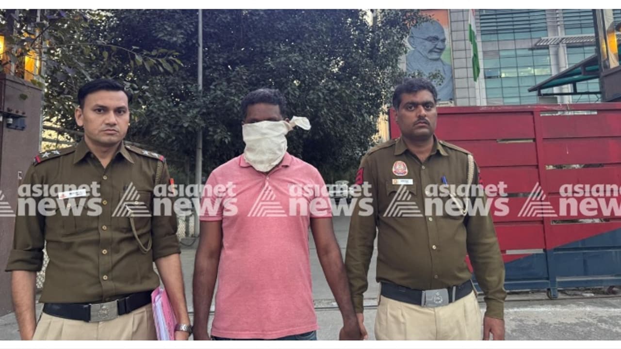 ഇറ്റലിയിലേക്ക് വ്യാജ റസിഡന്റ് പെർമിറ്റ് നൽകി കബളിപ്പിച്ചു; മലയാളിയെ അറസ്റ്റ് ചെയ്ത് ദില്ലി പൊലീസ്