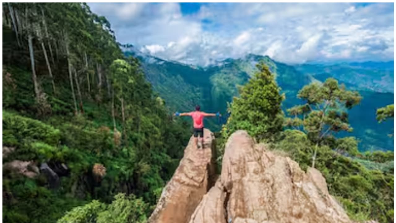 ட்ரிப்புக்கு ரெடியா.! எப்போதும் குளிர்ச்சியாக இருக்கும் இந்தியாவின் டாப் 5 இடங்கள்!