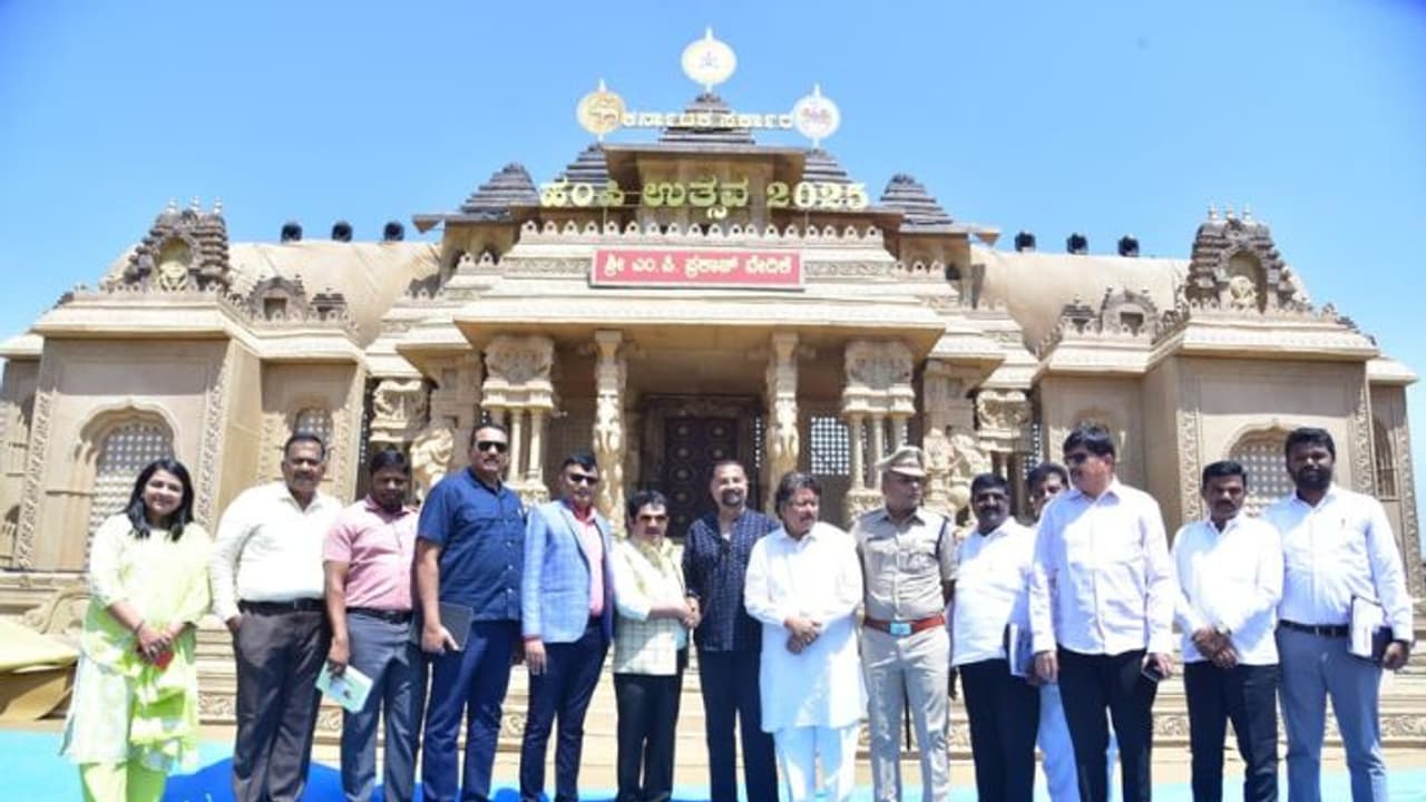 ಹಂಪಿ ಉತ್ಸವ 2025: ವೈಭವದ ವೇದಿಕೆ ಸಿದ್ಧಪಡಿಸಿದ ಜಿಲ್ಲಾಡಳಿತ ಫೆ.28ರಂದು ಸಿದ್ದರಾಮಯ್ಯ ಉದ್ಘಾಟನೆ!