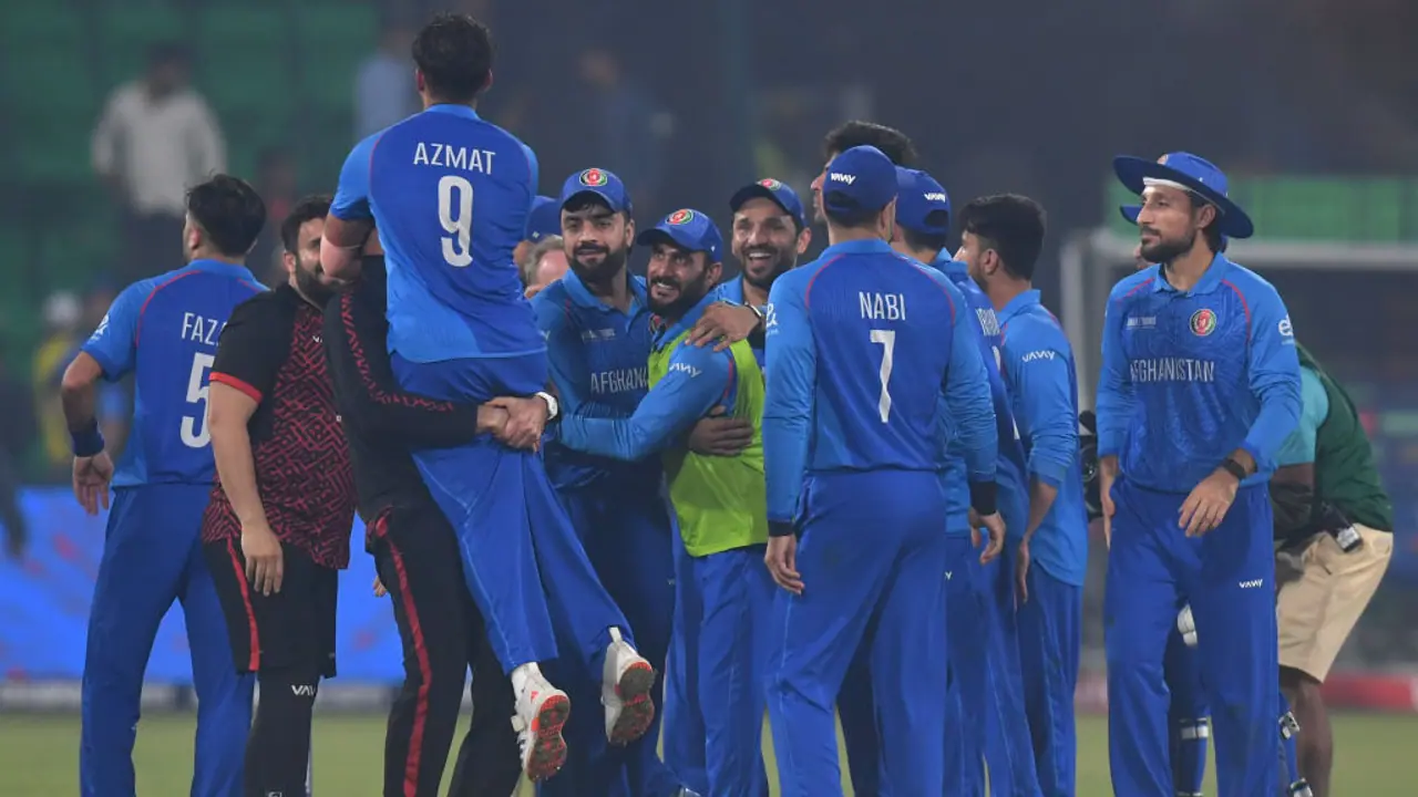 ENG vs AFG, Champions Trophy: Fan joins Afghanistan players' celebration after win against England (WATCH) ENG vs AFG, Champions Trophy: Fan joins Afghanistan players' celebration after win against England (WATCH)