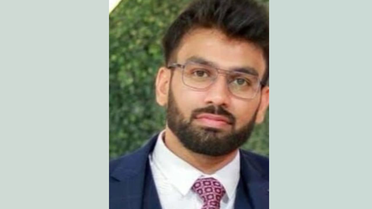 ഒമാനിൽ ഒഴുക്കിൽപ്പെട്ട് മലപ്പുറം സ്വദേശിയായ ഡോക്ടർ മരിച്ചു 