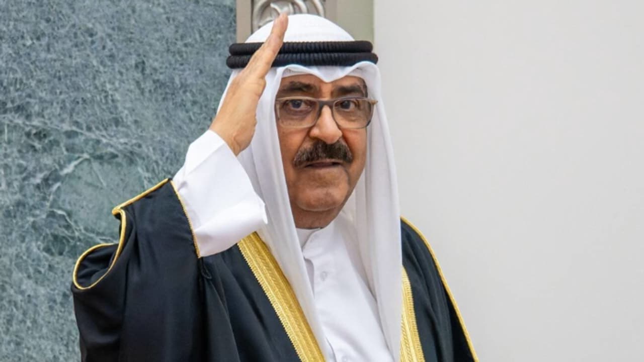 ദേശീയദിനാഘോഷം: പൗരന്മാർക്കും പ്രവാസികൾക്കും ആശംസകളുമായി കുവൈത്ത് അമീര്‍