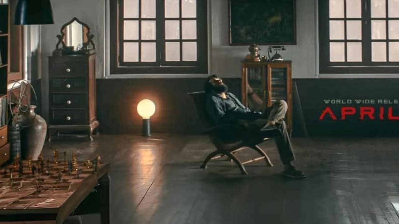 ചാരുകസേരയിൽ ബസൂക്ക, മമ്മൂട്ടി കാത്തുവച്ചിരിക്കുന്നതെന്ത് ? പടമെത്താൻ ഇനി നാല്പത്തി ഒന്ന് ദിവസം