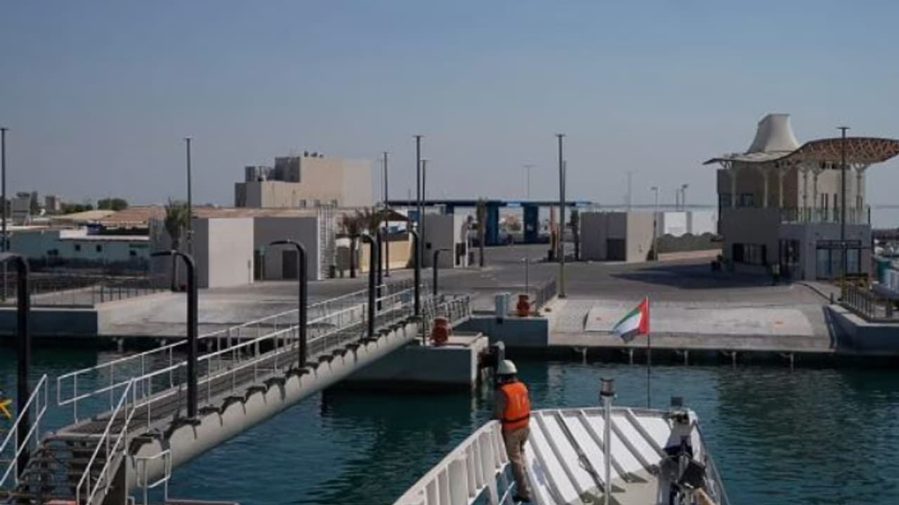 വിസ്തീർണ്ണം 3,900 ചതുരശ്ര മീറ്റർ, 60ഓളം യാത്രക്കാർക്കുള്ള ഇരിപ്പിടം, അബുദാബിയിൽ പുതിയ ഫെറി ടെർമിനൽ ആരംഭിച്ചു 