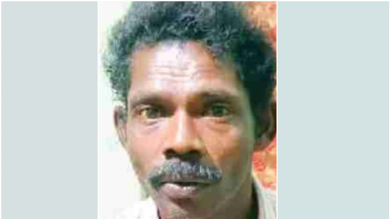 ചാക്കിലാക്കി വീടിനടുത്തെ കിണറ്റിലിട്ടു, 2 മാസം കഴിഞ്ഞിട്ടും കുരുക്ക്; ചരിഞ്ഞ കാട്ടാനയുടെ ആനക്കൊമ്പ് പിടിച്ചു ചാക്കിലാക്കി വീടിനടുത്തെ കിണറ്റിലിട്ടു, 2 മാസം കഴിഞ്ഞിട്ടും കുരുക്ക്; ചരിഞ്ഞ കാട്ടാനയുടെ ആനക്കൊമ്പ് പിടിച്ചു