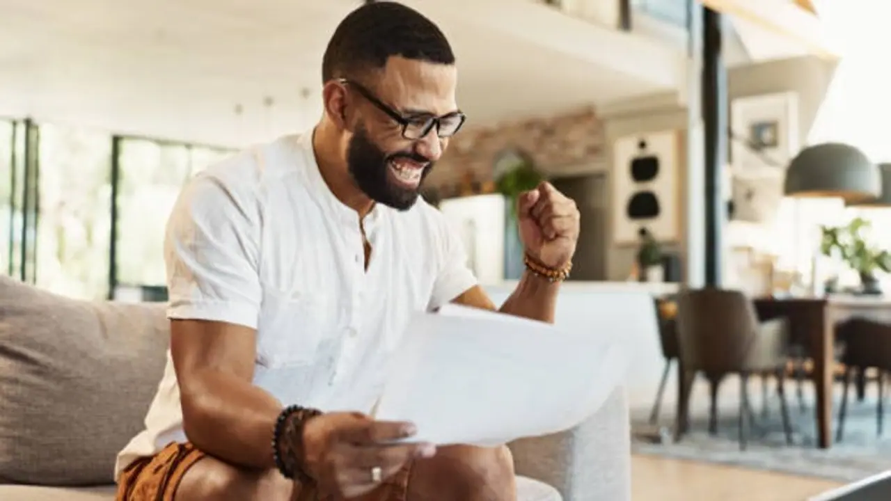 Interest free loan: युवाओं को आत्मनिर्भर बनाने का बड़ा कदम, जानिए कैसे मिलेगा ब्याज मुक्त लोन?