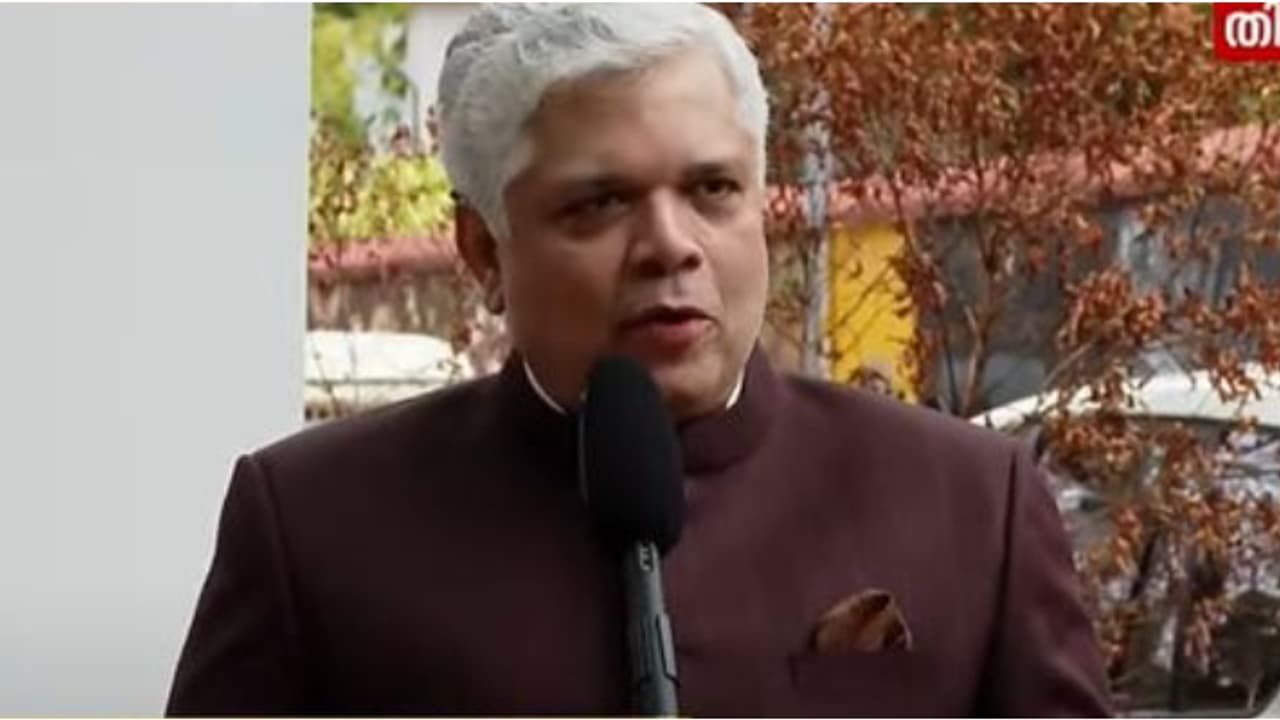 'ലഹരി തെറ്റാണ്, തെറ്റിനെ തെറ്റായി തന്നെ കാണണം'; ലൈവത്തോണിൽ ജസ്റ്റിസ് ദേവൻ രാമചന്ദ്രൻ 'ലഹരി തെറ്റാണ്, തെറ്റിനെ തെറ്റായി തന്നെ കാണണം'; ലൈവത്തോണിൽ ജസ്റ്റിസ് ദേവൻ രാമചന്ദ്രൻ