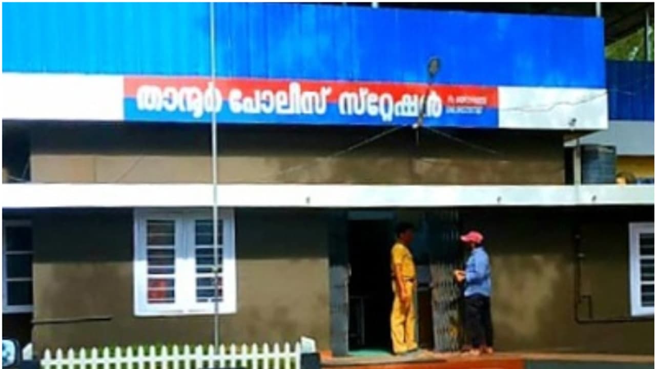 പള്ളിയിൽ പോയി വരവെ മദ്രസ അധ്യാപകന്റെ ബൈക്ക് കാണാനില്ല! പ്രായപൂർത്തിയാകാത്ത കുട്ടികൾ മോഷ്ടിച്ചു, പിടിയിലായി പള്ളിയിൽ പോയി വരവെ മദ്രസ അധ്യാപകന്റെ ബൈക്ക് കാണാനില്ല! പ്രായപൂർത്തിയാകാത്ത കുട്ടികൾ മോഷ്ടിച്ചു, പിടിയിലായി