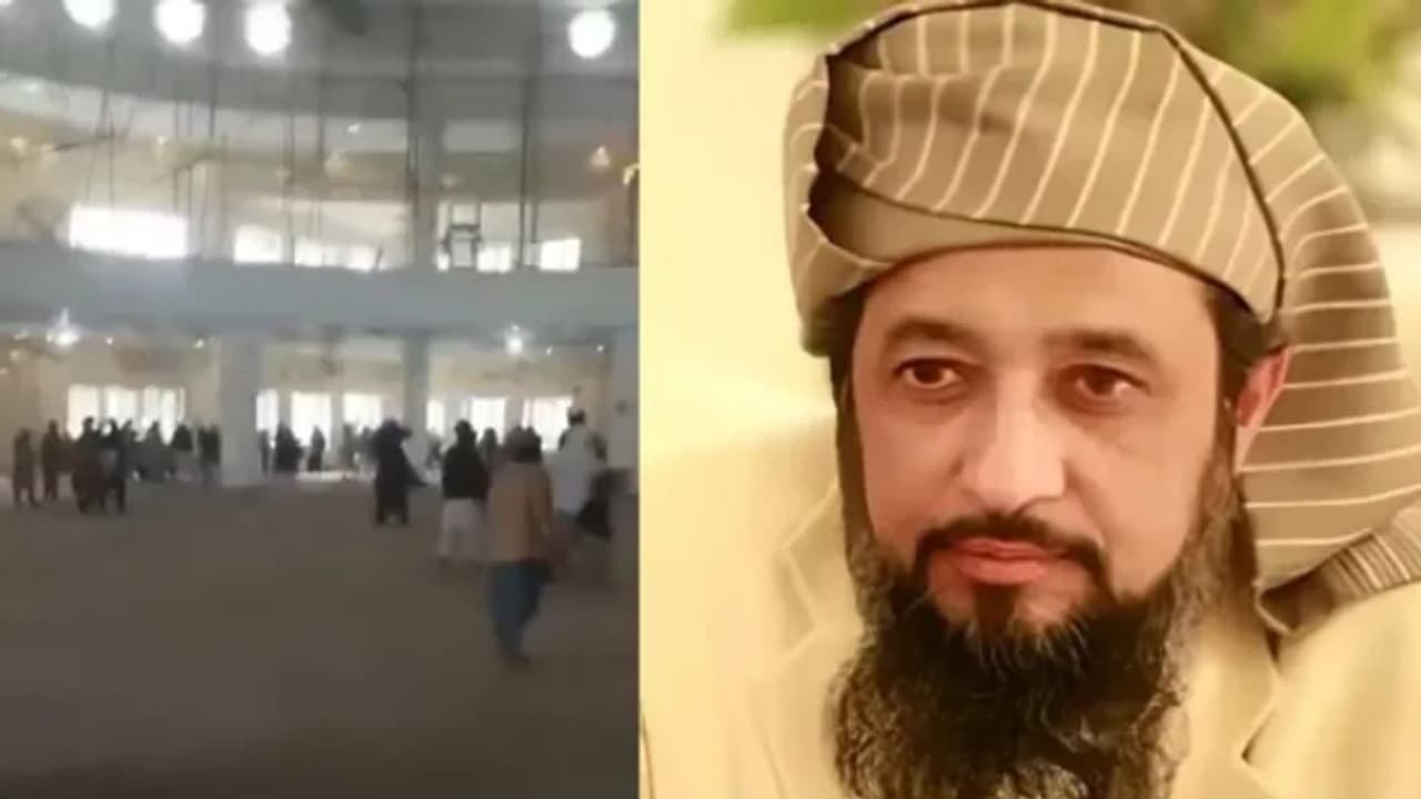 പാകിസ്ഥാനിലെ യൂണിവേഴ്സിറ്റി ഓഫ് ജിഹാദ് എന്നറിയപ്പെടുന്ന മദ്റസയിൽ വെള്ളിയാഴ്ച ചാവേർ സ്ഫോടനം,മതനേതാവടക്കം 5 മരണം പാകിസ്ഥാനിലെ യൂണിവേഴ്സിറ്റി ഓഫ് ജിഹാദ് എന്നറിയപ്പെടുന്ന മദ്റസയിൽ വെള്ളിയാഴ്ച ചാവേർ സ്ഫോടനം,മതനേതാവടക്കം 5 മരണം