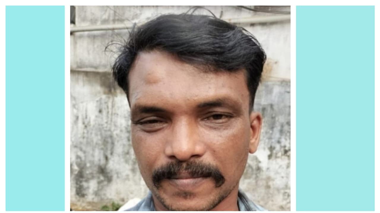 വൈദ്യുതി പോസ്റ്റിന്റെ കീഴെ പൊതിയിൽ ഒളിപ്പിക്കും, വില 500 രൂപ, ലക്ഷ്യം അതിഥി തൊഴിലാളികളും ഹോട്ടല്‍ ജീവനക്കാരും