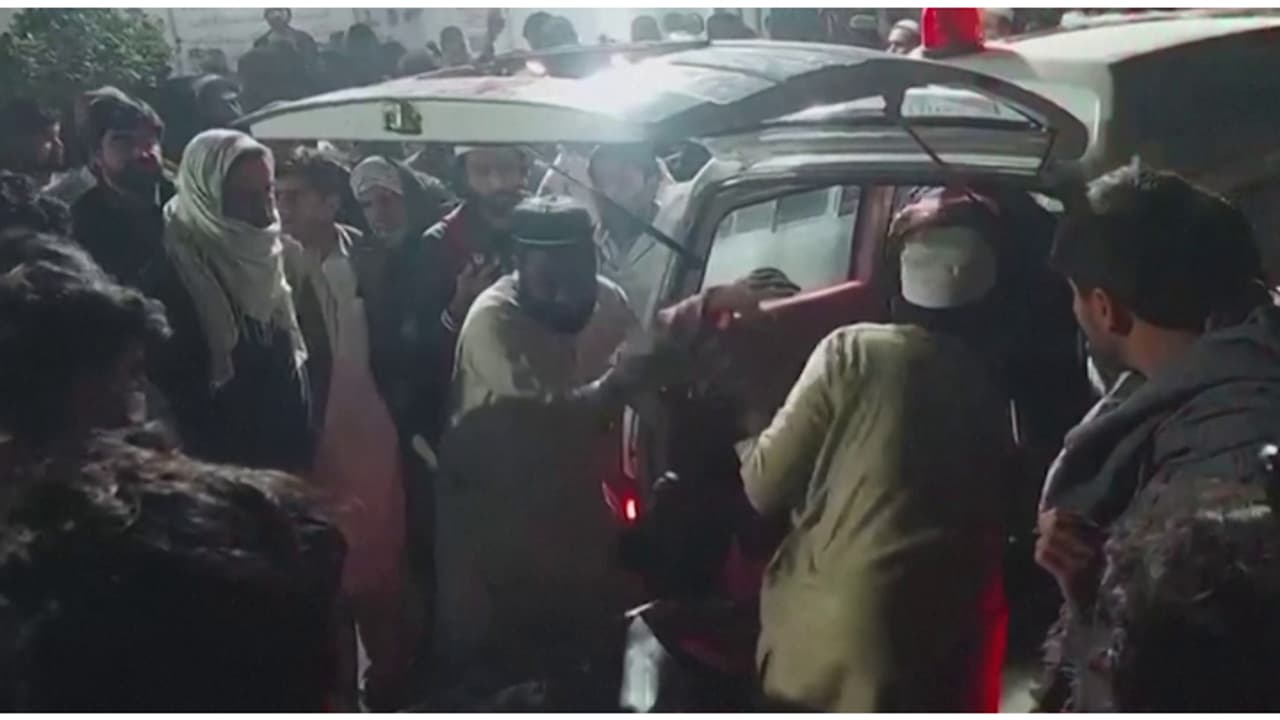 പാകിസ്ഥാനിൽ സൈനിക കേന്ദ്രത്തിൽ ഭീകരാക്രമണം; 15 പേർ കൊല്ലപ്പെട്ടു, 30 പേർക്ക് പരിക്ക്