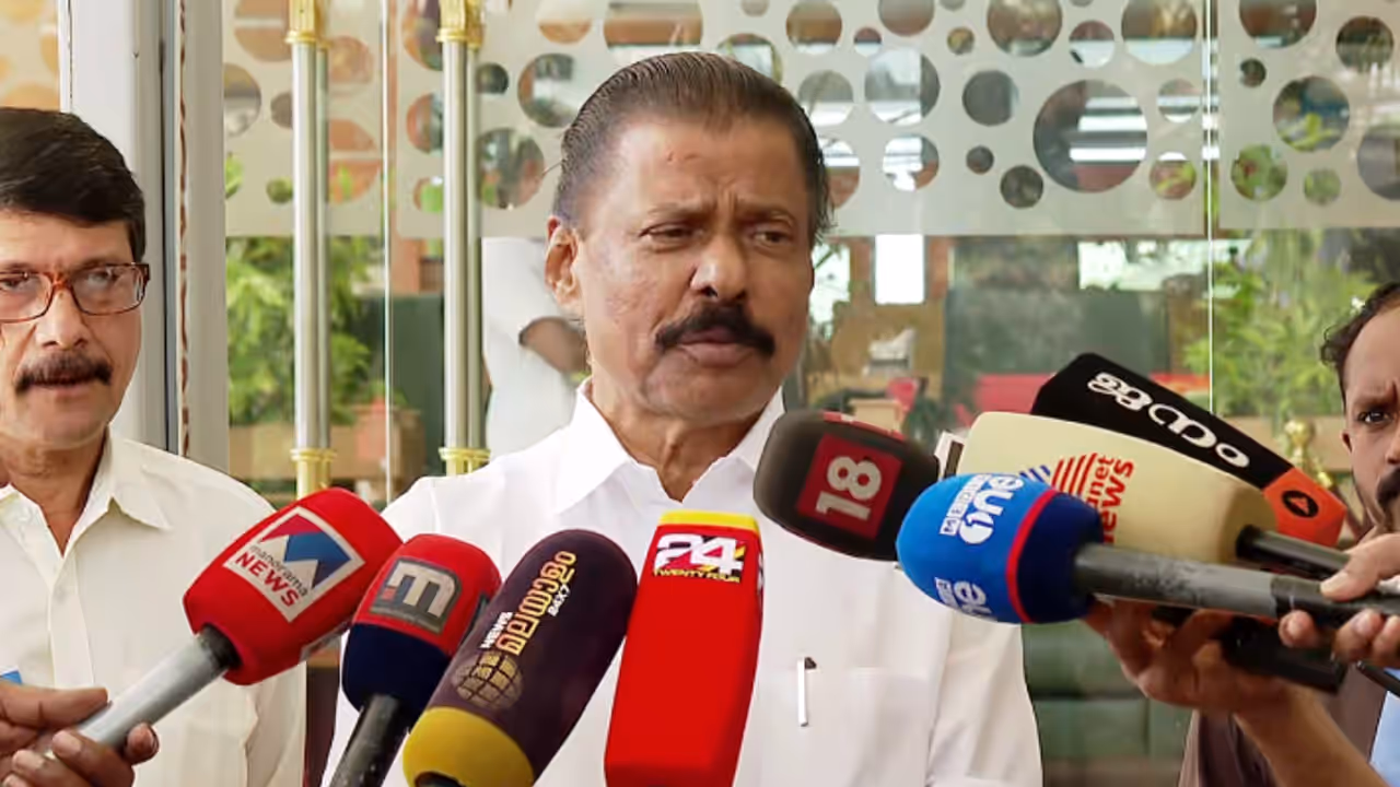 'സൈബർ ആക്രമണം മത നിരപേക്ഷതക്ക് അപമാനം'; രാമചന്ദ്രന്റെ മകൾ ആരതിക്കെതിരായ ആക്രമണത്തെ വിമർശിച്ച് എംവി ​ഗോവിന്ദൻ