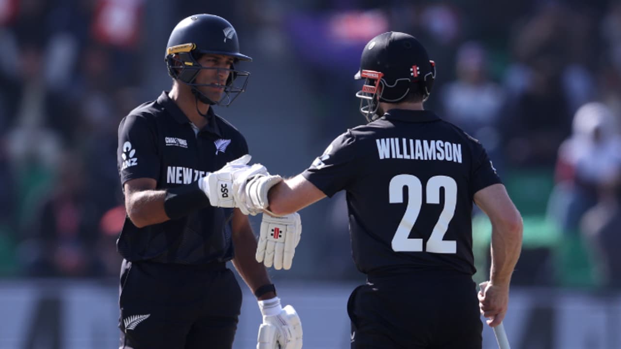രചിന് സെഞ്ചുറി, വില്യംസണ് അര്‍ധ സെഞ്ചുറി! ദക്ഷിണാഫ്രിക്കയ്‌ക്കെതിരെ ന്യൂസിലന്‍ഡ് കൂറ്റന്‍ സ്‌കോറിലേക്ക്