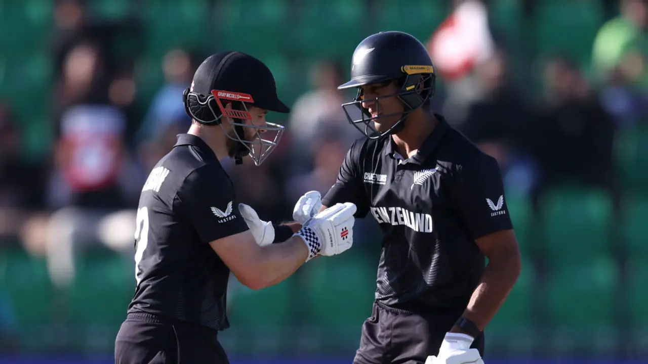 ശിഖര് ധവാനെ പിന്നിലാക്കി രചിന് രവീന്ദ്രക്ക് ലോക റെക്കോര്ഡ്; വില്യംസണും ചരിത്രനേട്ടം ശിഖര് ധവാനെ പിന്നിലാക്കി രചിന് രവീന്ദ്രക്ക് ലോക റെക്കോര്ഡ്; വില്യംസണും ചരിത്രനേട്ടം